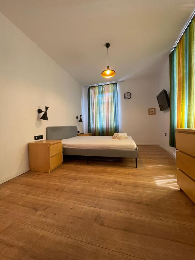 Central Retro Apartment Sibiu Exteriör bild